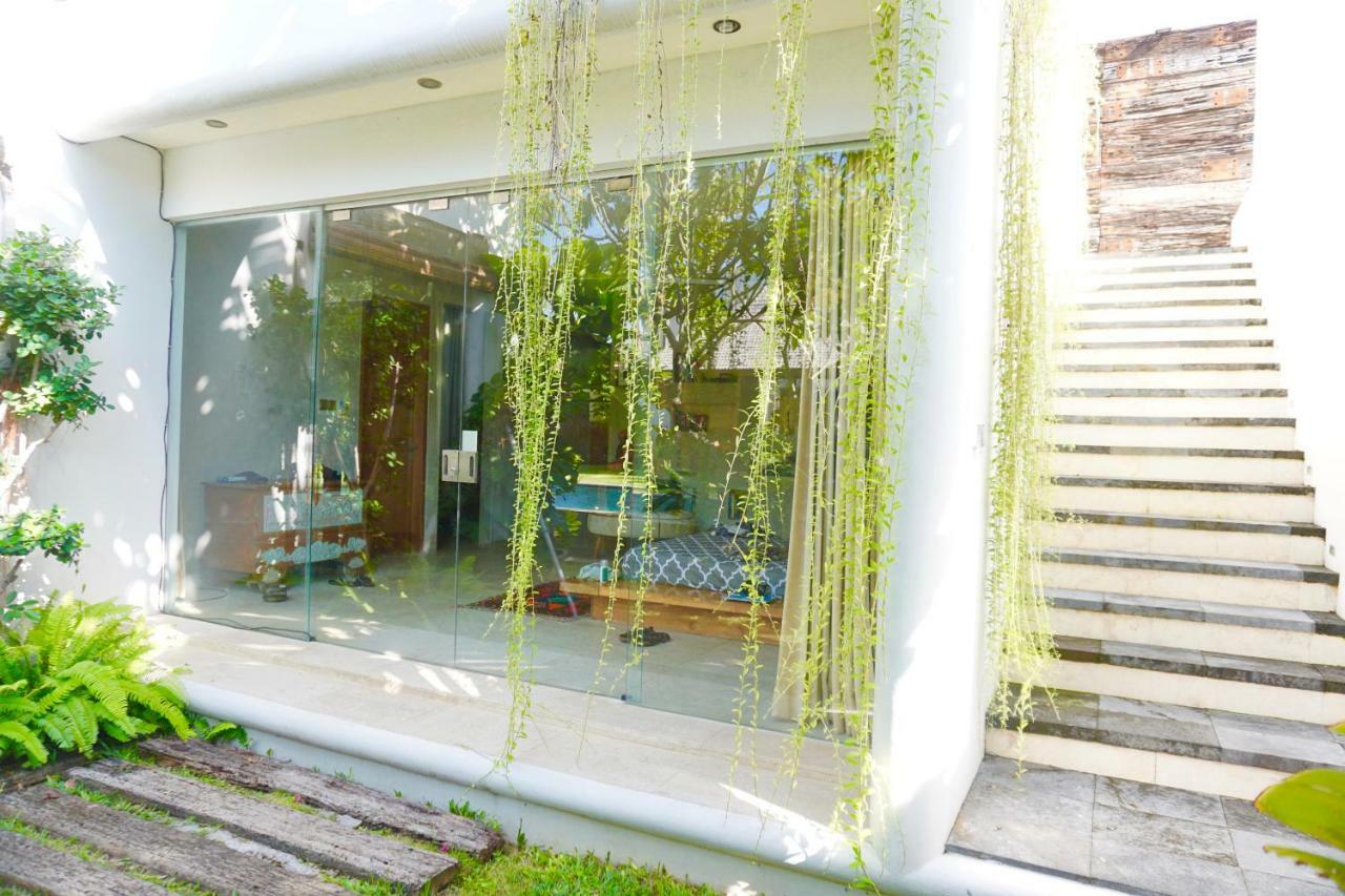 Villa Batik เซมินยัค ภายนอก รูปภาพ